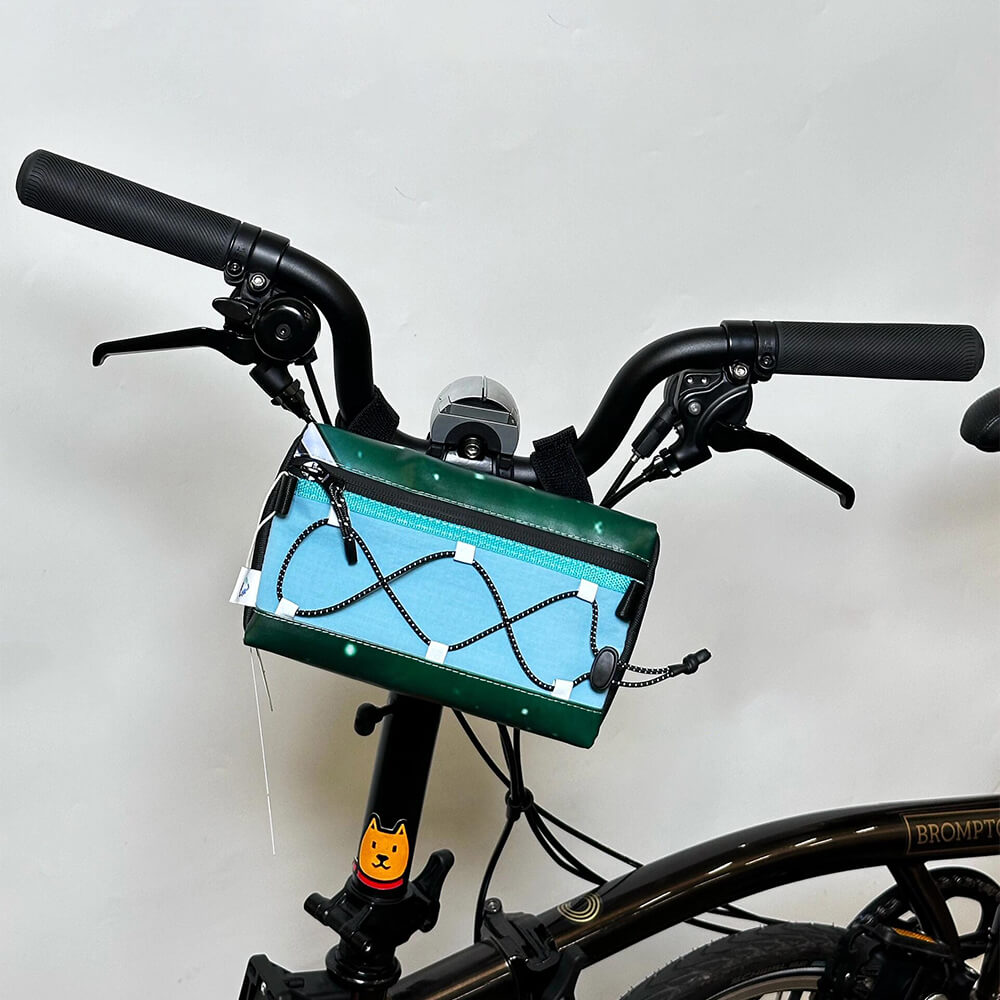 Mirror-Zoo-Upcycled-Billboard-Bicycle-Handlebar-Bag-Compatible-With-Brompton-Bike